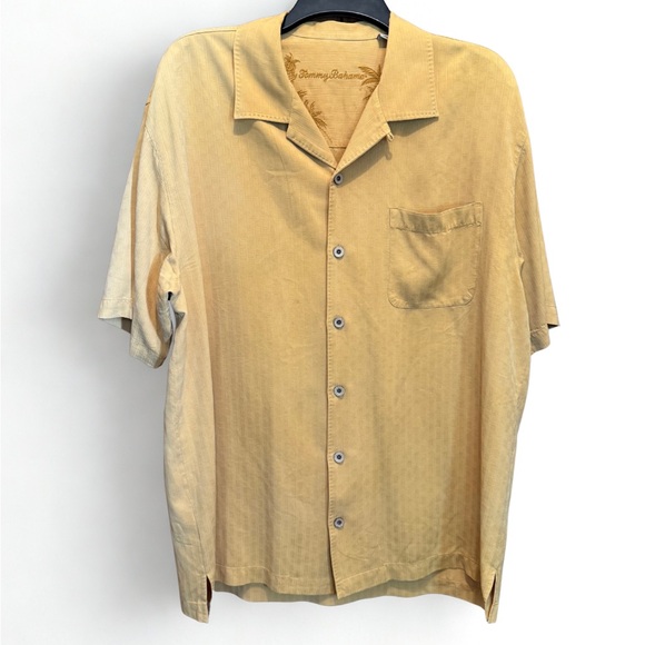 Tommy Bahama Other - Tommy Bahama Mens Large 100% Silk Shirt‎ Tan Short Sleeve Button Up Large Bamboo